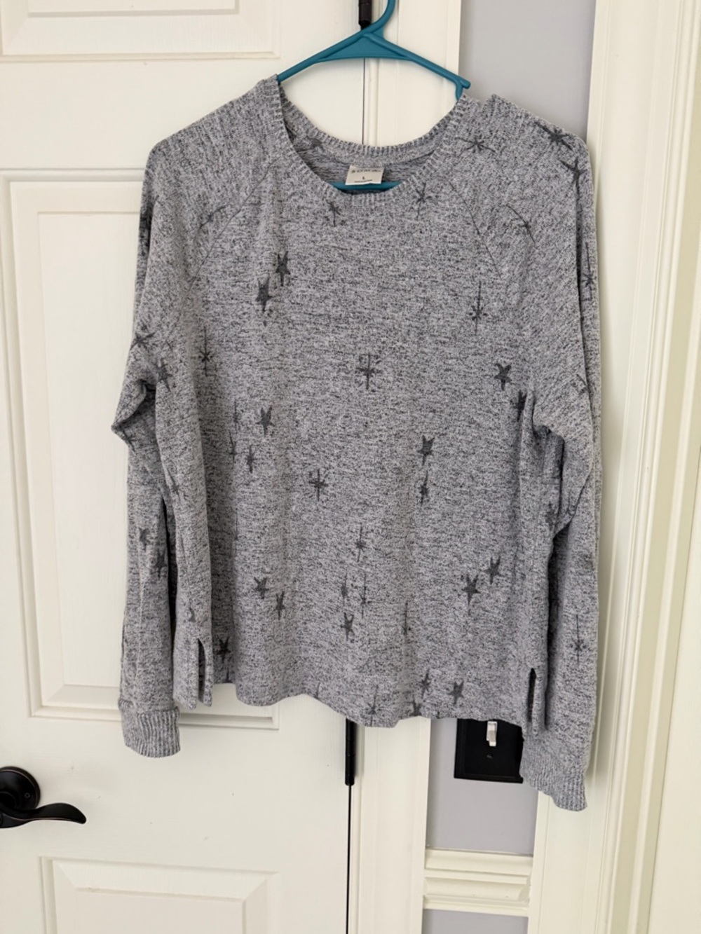 Soma Cozy Gray Star-Print Women's Sweater/pants set